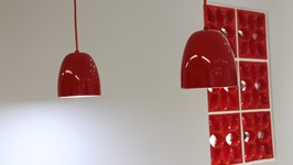 [Luminárias Vermelhas] - A cor vermelha foi escolhida pela Chef para seus equipamentos e detalhes na decoração.